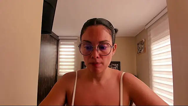 Snapshot of anabel_025 chatting on May 4, 2:31 pm anabel 025 online show from May 4, 2:31 pm