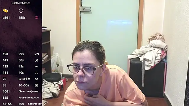 Snapshot of ana_squirt69 chatting on June 12, 10:40 pm ana squirt69 online show from June 12, 10:40 pm