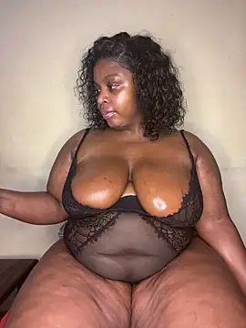 clitorisqueen93 online show from March 29, 9:27 pm