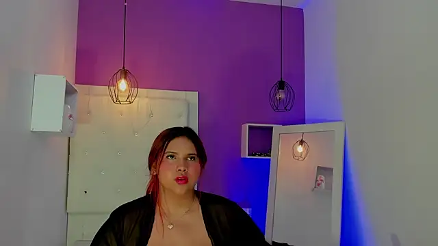 Alanna hot3 online show from April 23, 9:49 pm