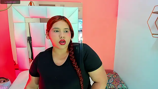 Snapshot of Alanna_hot3 chatting on March 6, 7:43 pm Alanna hot3 online show from March 6, 7:43 pm