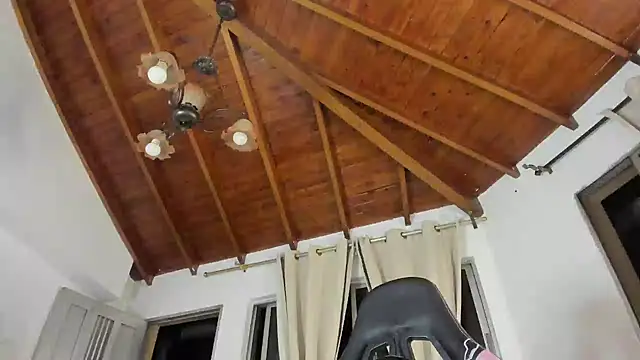 IsaFontanna online show from March 9, 3:32 am