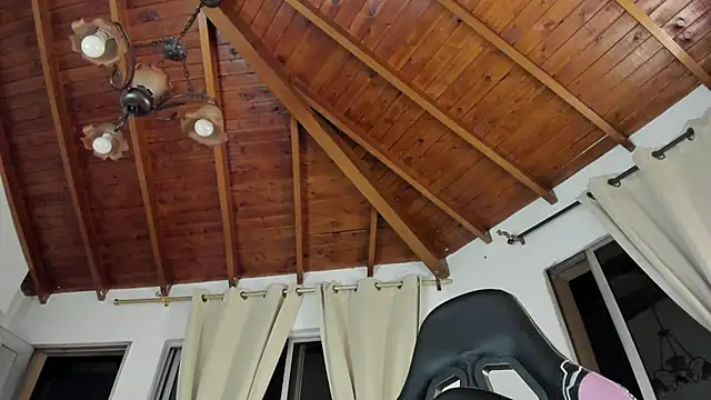 IsaFontanna online show from January 10, 4:52 am