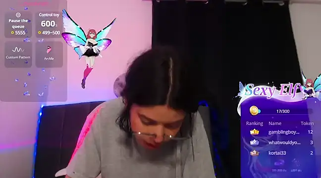 Snapshot of ily_bea chatting on December 2, 2:59 am ily bea online show from December 2, 2:59 am