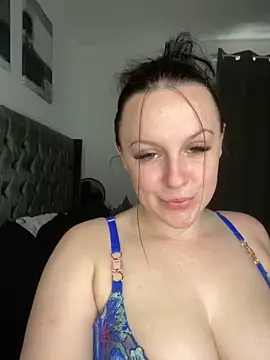 riri bstvx online show from October 21, 1:21 pm