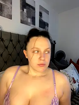 riri bstvx online show from October 30, 9:07 am