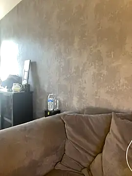 riri bstvx online show from September 25, 8:20 am