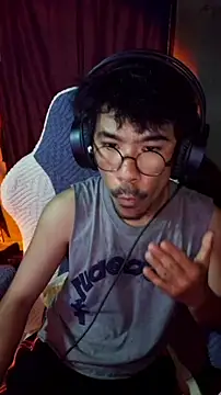 cloudyth1994 online show from June 28, 6:25 pm