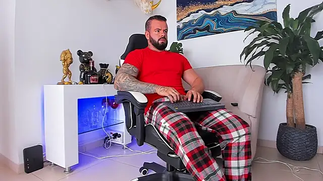 Johnnygrayson1 online show from January 11, 8:16 pm