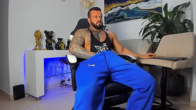 Johnnygrayson1 online show from January 12, 11:53 pm