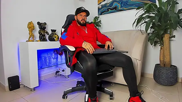 Johnnygrayson1 online show from January 14, 12:14 am