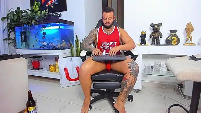 Johnnygrayson1 online show from December 19, 2:37 am