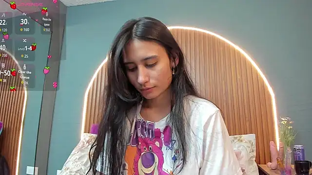 NayeCloud online show from September 19, 3:43 am