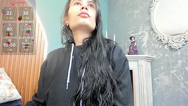 NayeCloud online show from November 7, 3:33 am