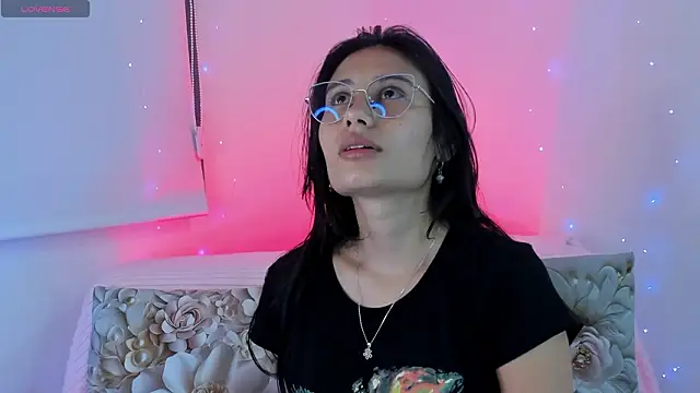 NayeCloud online show from March 22, 5:32 am