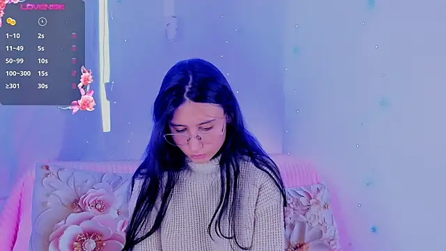 NayeCloud online show from February 24, 4:19 pm