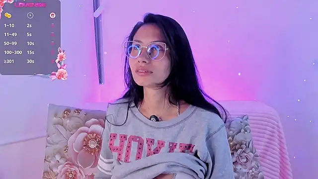 NayeCloud online show from March 21, 5:30 am