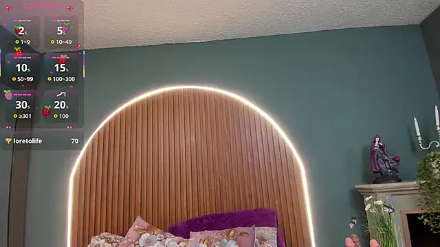 NayeCloud online show from October 10, 3:40 am