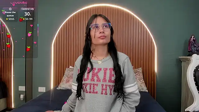 NayeCloud online show from November 13, 4:05 am