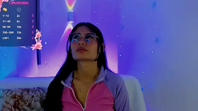 NayeCloud online show from February 26, 1:16 am