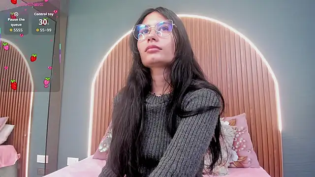 NayeCloud online show from November 16, 3:33 am