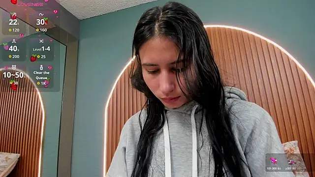 NayeCloud online show from October 29, 3:27 am