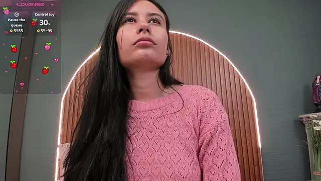 NayeCloud online show from November 8, 3:32 am