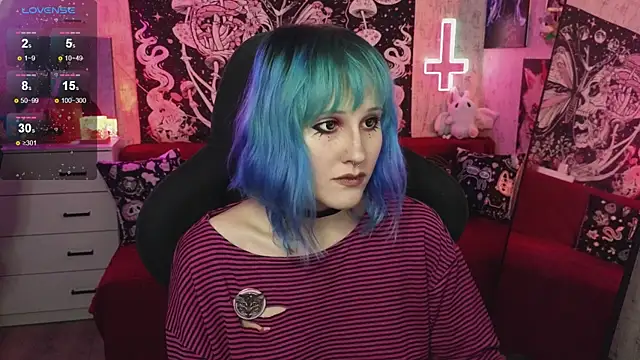 Snapshot of little_Elika chatting on November 9, 9:52 pm little Elika online show from November 9, 9:52 pm