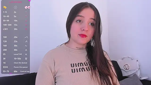 Sabrina Lennox online show from June 5, 6:13 pm