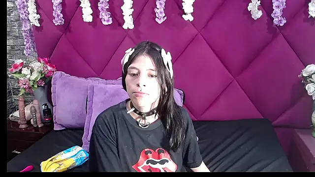 Sasha Petitte online show from March 3, 3:27 am