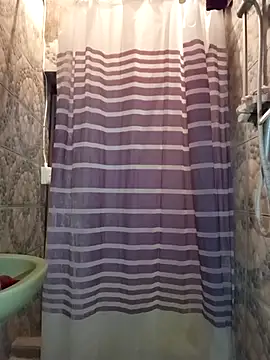 SisDee1 online show from January 6, 7:40 pm