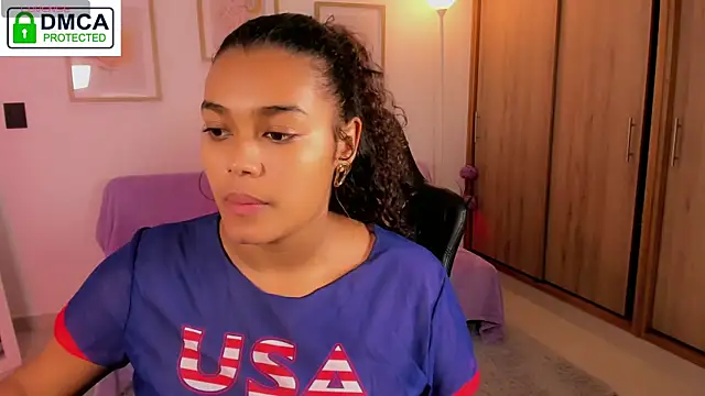 Snapshot of aleja_montiel__ chatting on July 9, 12:37 pm aleja montiel online show from July 9, 12:37 pm