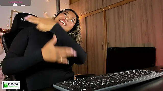 aleja montiel   online show from February 17, 12:57 pm