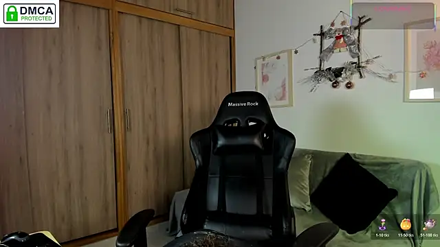 aleja montiel   online show from December 3, 12:59 pm