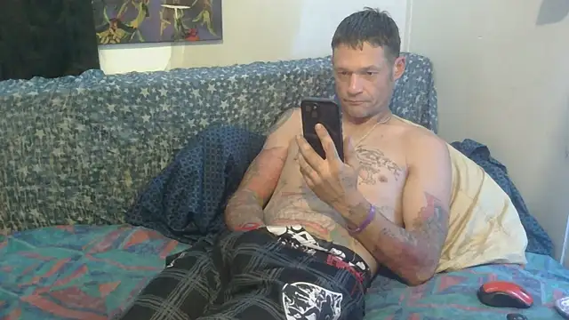 Snapshot of TheOneYouLove69 chatting on November 1, 12:10 pm TheOneYouLove69 online show from November 1, 12:10 pm