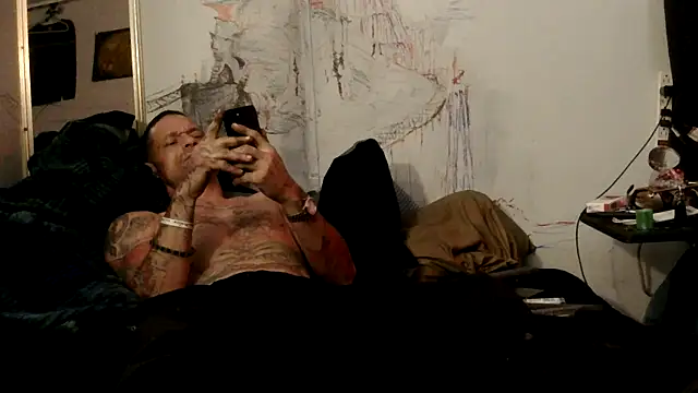 TheOneYouLove69 online show from April 23, 11:50 pm