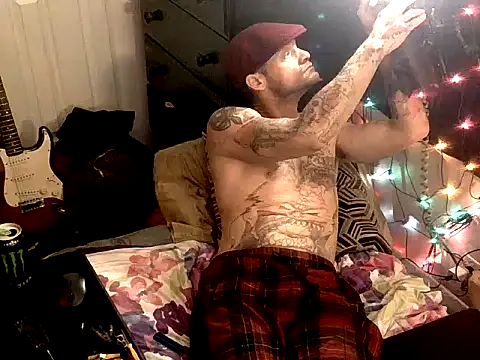 Snapshot of TheOneYouLove69 chatting on February 7, 12:07 am TheOneYouLove69 online show from February 7, 12:07 am