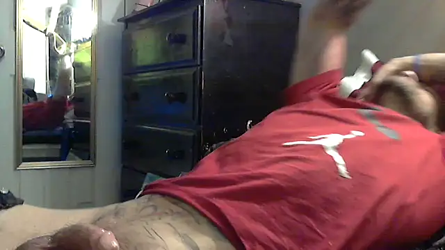 Snapshot of TheOneYouLove69 chatting on February 27, 12:00 am TheOneYouLove69 online show from February 27, 12:00 am