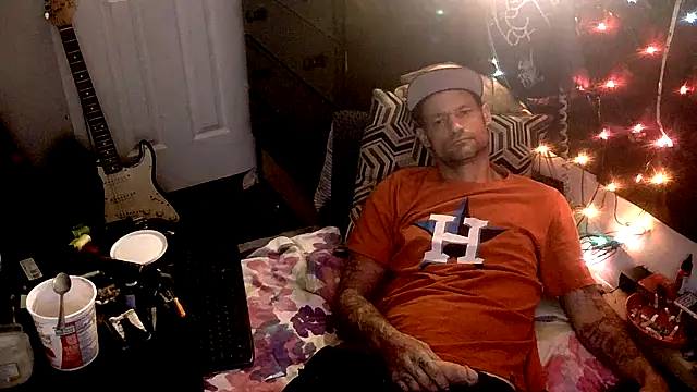 Snapshot of TheOneYouLove69 chatting on February 7, 9:12 pm TheOneYouLove69 online show from February 7, 9:12 pm