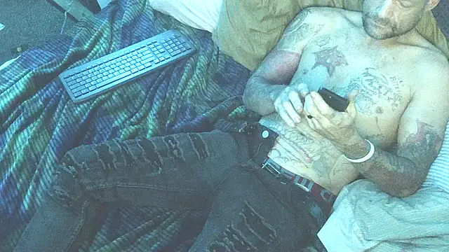 TheOneYouLove69 online show from March 14, 11:38 am