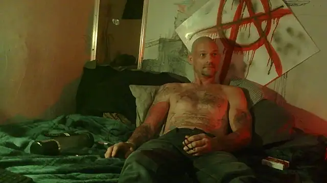 TheOneYouLove69 online show from June 1, 8:41 pm