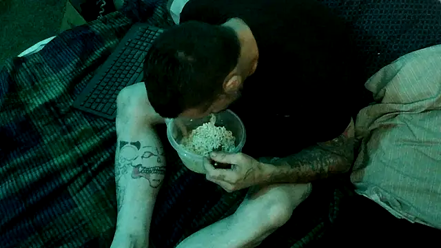 TheOneYouLove69 online show from March 15, 10:17 pm