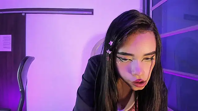 Snapshot of Jasmin_Skinny chatting on October 19, 3:42 am Jasmin Skinny online show from October 19, 3:42 am