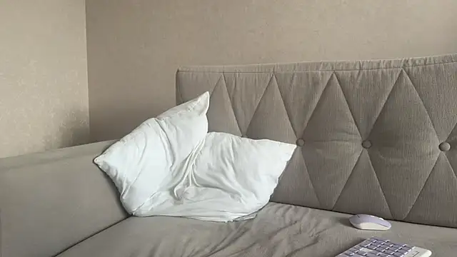 weshycouple online show from May 26, 3:04 am