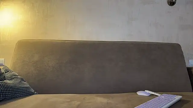 weshycouple online show from February 19, 7:11 pm