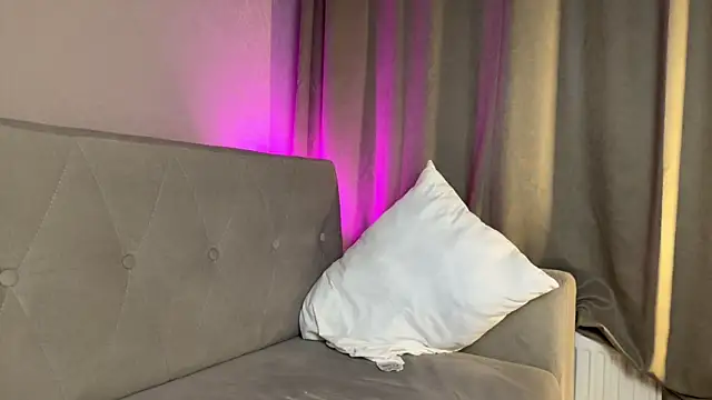 weshycouple online show from April 5, 3:02 am