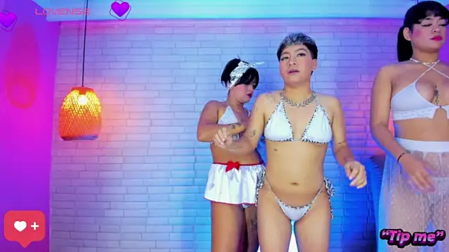 GIRLS DIRTY XTREME online show from March 2, 10:16 am