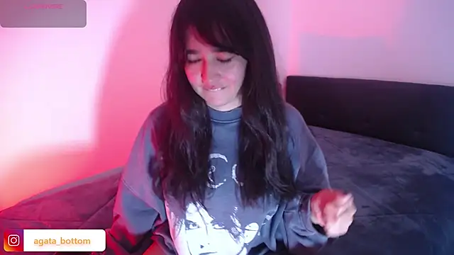 NewAgatha Bolton online show from November 24, 9:26 pm