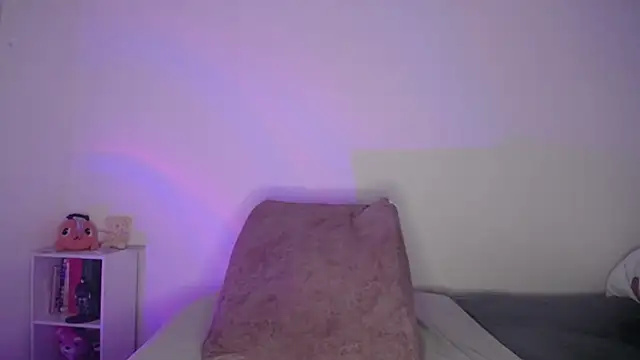 NewAgatha Bolton online show from March 14, 8:48 pm