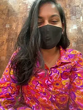 HaaniKaur online show from February 2, 8:35 am